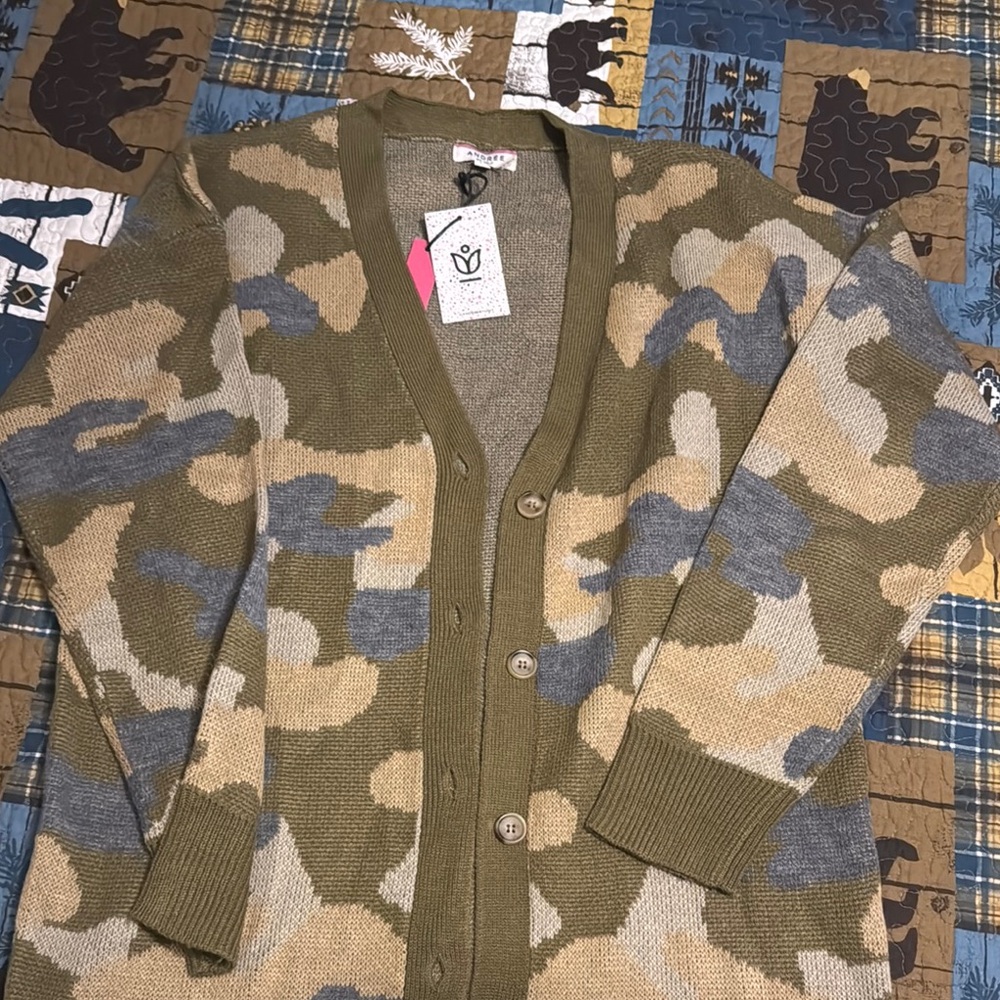 New Ladies Camouflage Sweater